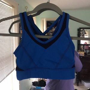 Lululemon sports bra
